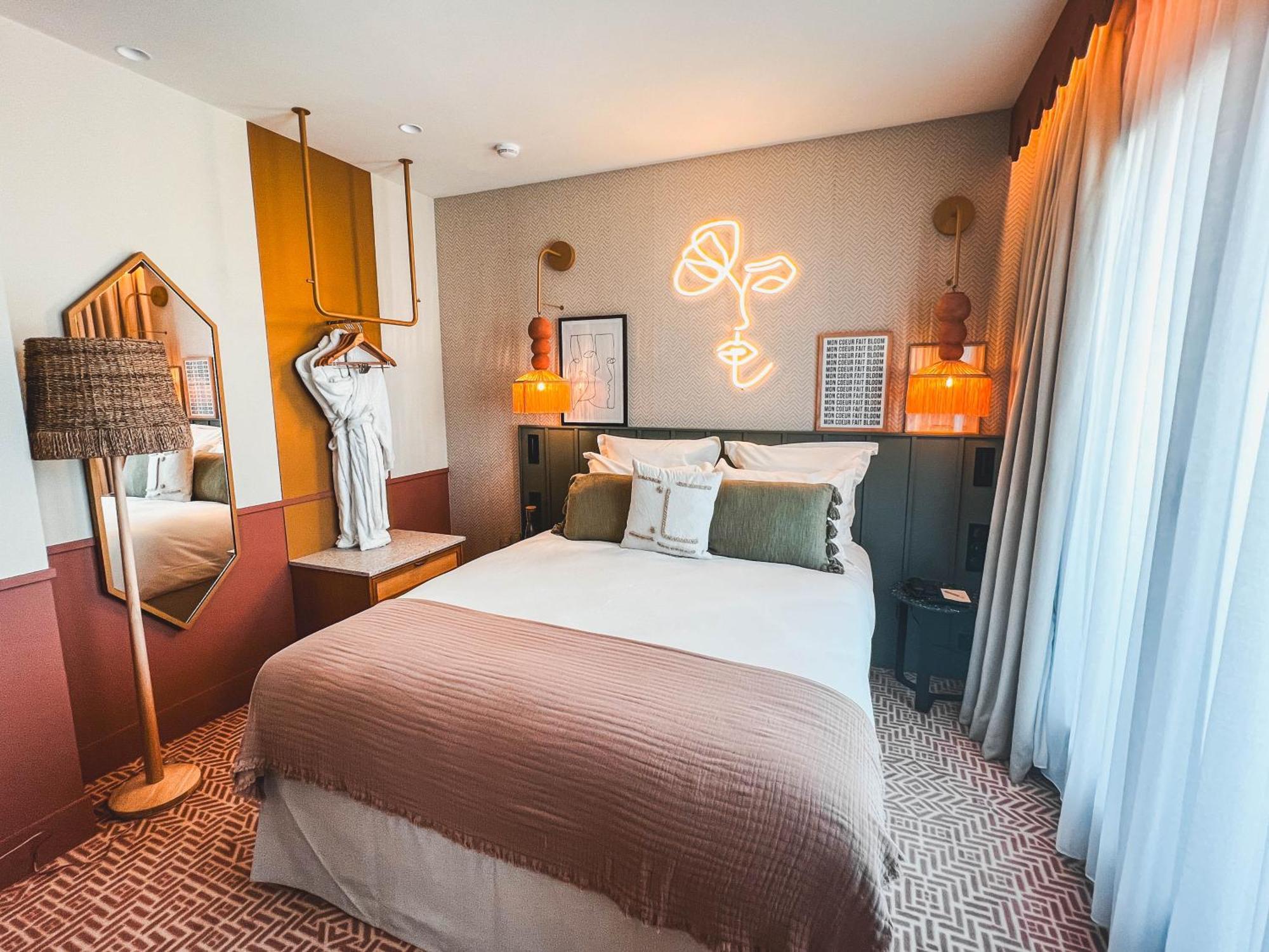 Bloom House Hotel & Spa Париж Экстерьер фото