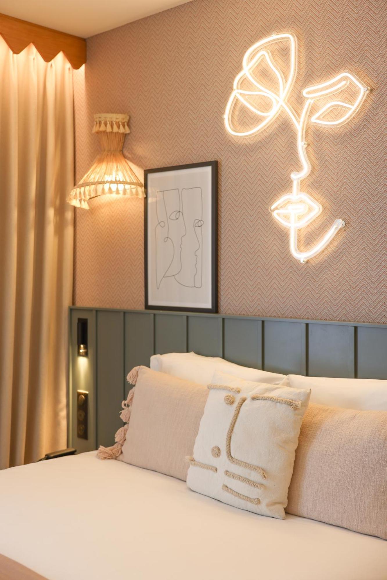 Bloom House Hotel & Spa Париж Экстерьер фото